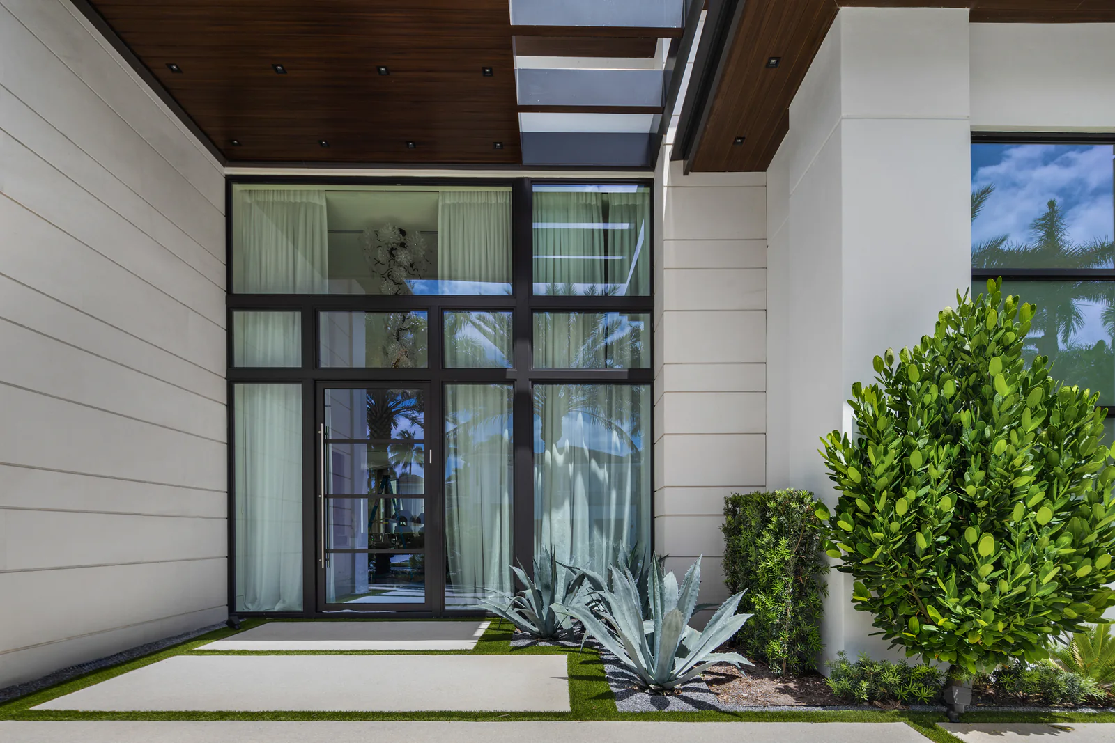 Modern entry planting, by Power Group Care in Palm Beach County
