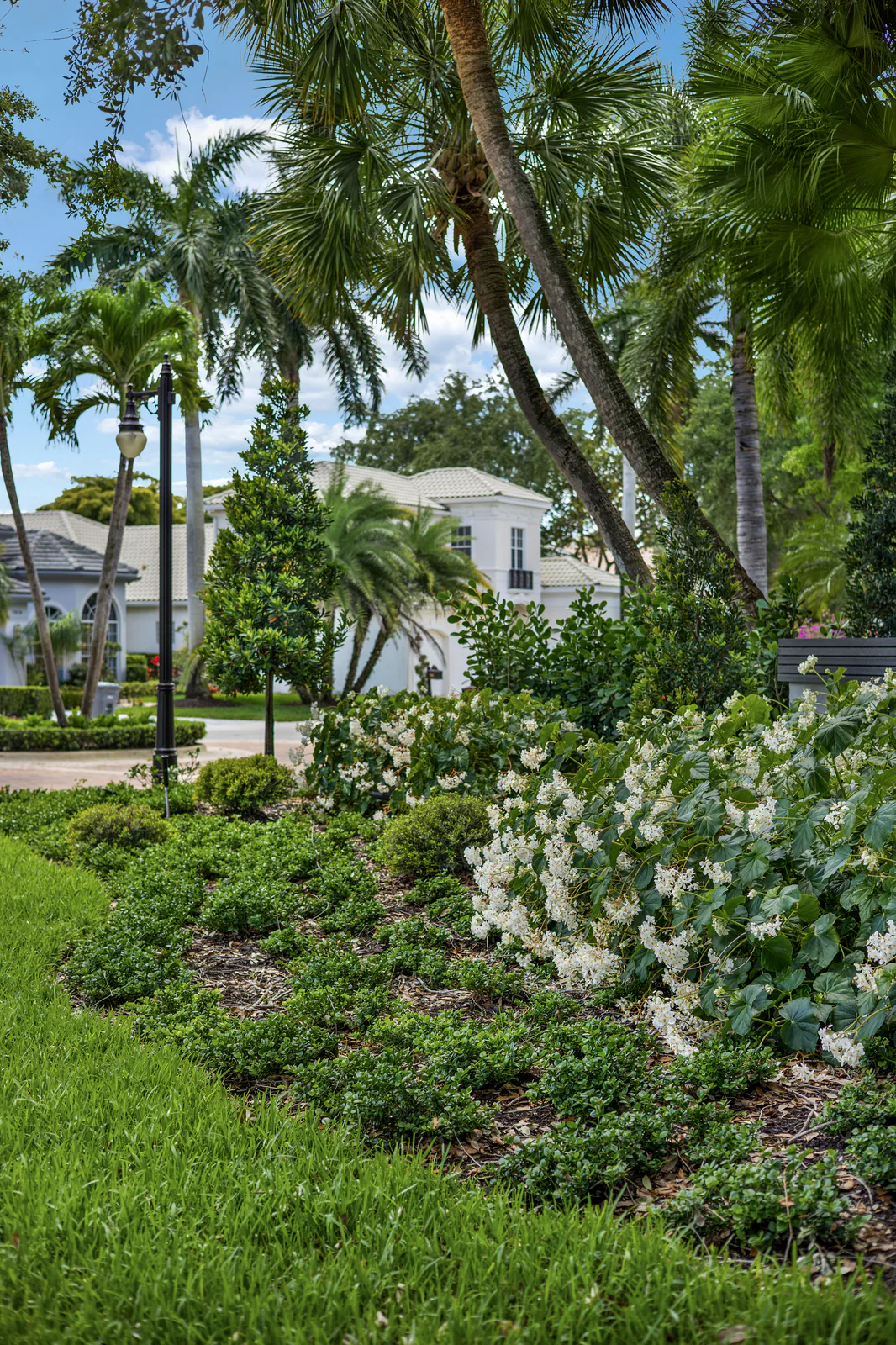 Corner bed in white, by Power Group Care in Palm Beach County